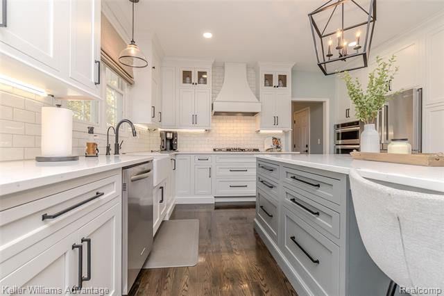 Builiding view twenty four for 21255 Chubb, Northville, MI. 48167