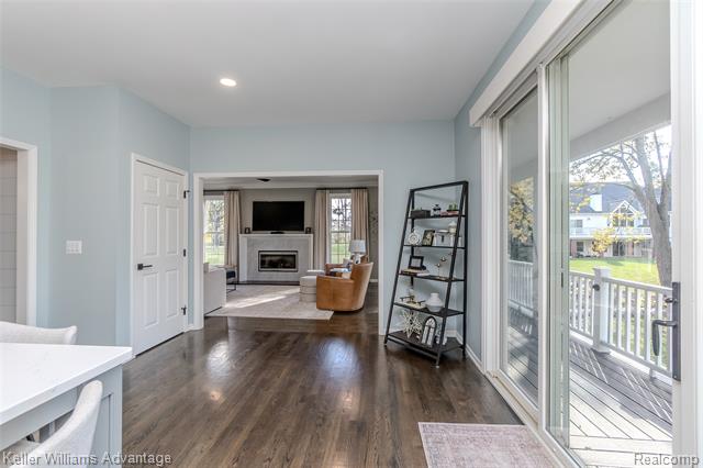 Builiding view twenty nine for 21255 Chubb, Northville, MI. 48167