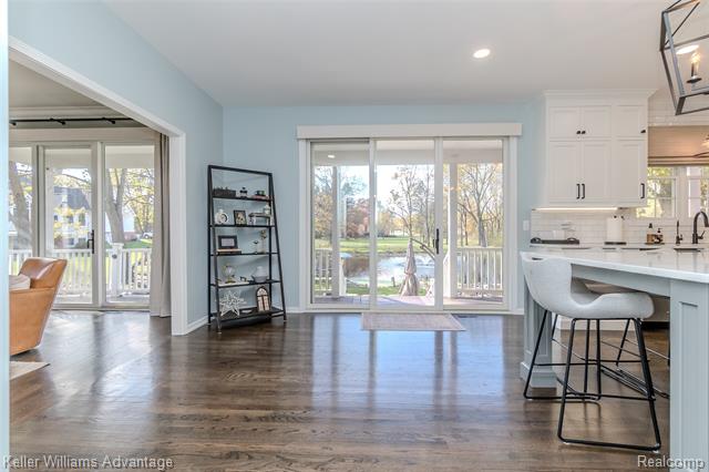 Builiding view twenty seven for 21255 Chubb, Northville, MI. 48167