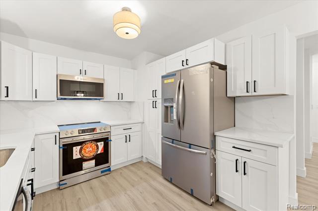 Builiding view eleven for 3643 Noble, Oxford, MI. 48370