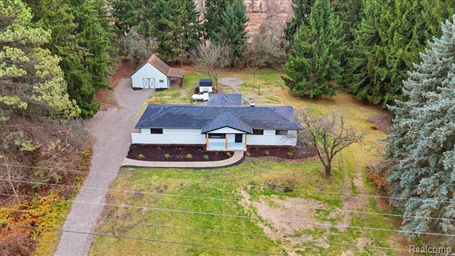 Builiding view one for 3643 Noble, Oxford, MI. 48370