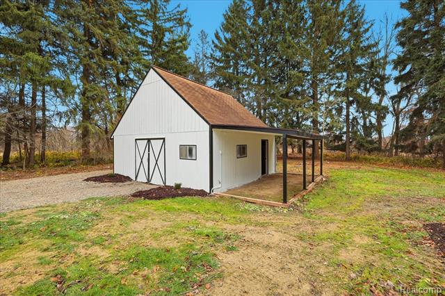 Builiding view thirty five for 3643 Noble, Oxford, MI. 48370