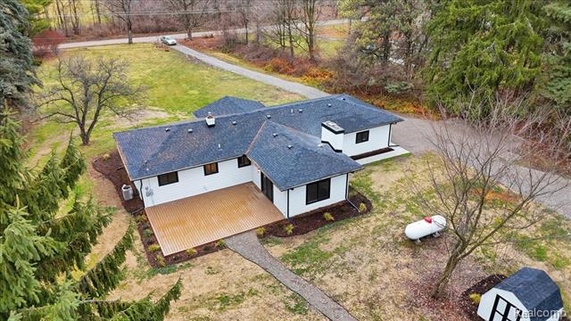 Builiding view thirty two for 3643 Noble, Oxford, MI. 48370