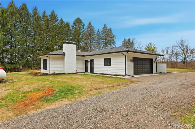 Builiding view thirty for 3643 Noble, Oxford, MI. 48370