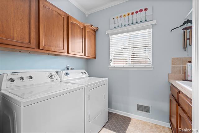 Builiding view fifteen for 791 W Bay Shore, Oxford, MI. 48371