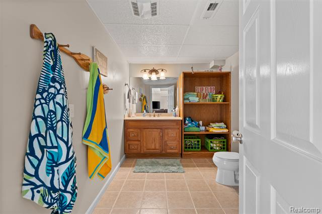 Builiding view twenty five for 791 W Bay Shore, Oxford, MI. 48371