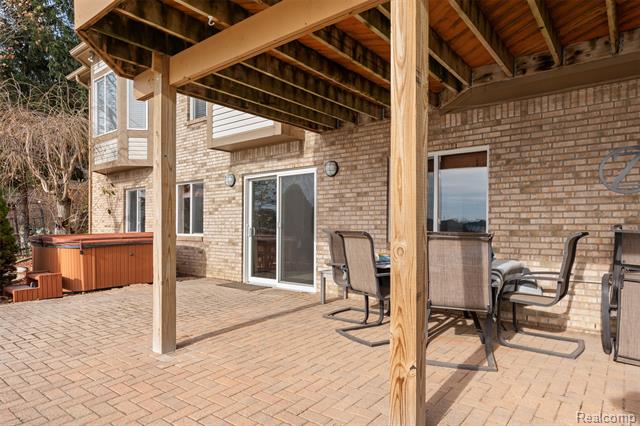 Builiding view twenty seven for 791 W Bay Shore, Oxford, MI. 48371