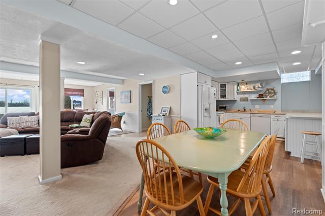 Builiding view twenty six for 791 W Bay Shore, Oxford, MI. 48371