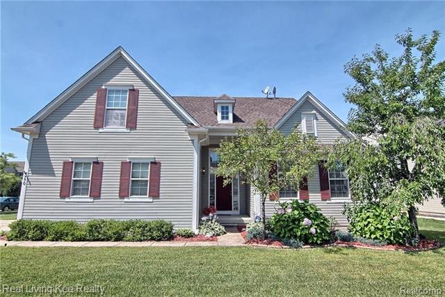 front view for 770 W Bay Shore Dr, Oxford, Mi. 48371