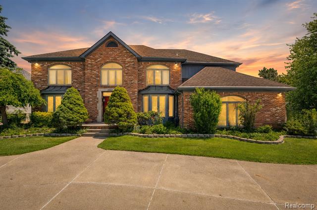 Builiding view five for 29342 Strathmore, Farmington, MI. 48331