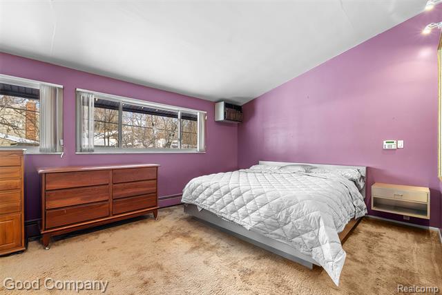 Builiding view nineteen for 30080 Highmeadow, Farmington, MI. 48334