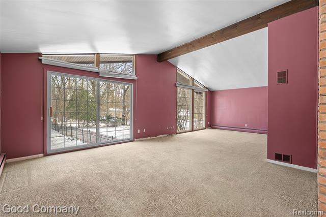 Builiding view thirty four for 30080 Highmeadow, Farmington, MI. 48334