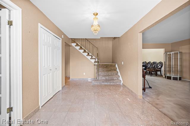 Builiding view nine for 30056 Mayfair, Farmington, MI. 48331
