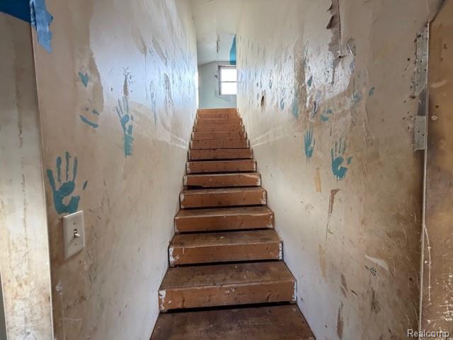 Builiding view fourteen for 120 Pickford, Novi, MI. 48377