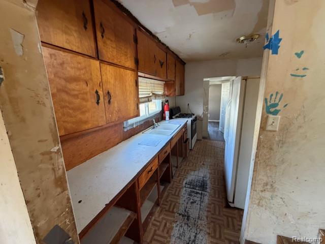 Builiding view seven for 120 Pickford, Novi, MI. 48377