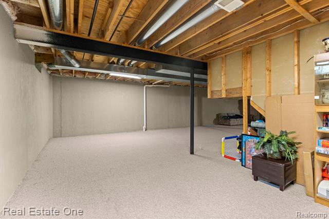 Builiding view thirty eight for 30612 Sequoia, Farmington, MI. 48331