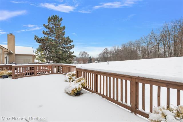 Builiding view eighteen for 30847 Palmer, Novi, MI. 48377