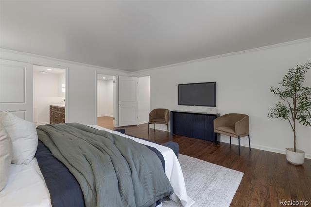 Builiding view twenty nine for 25330 Devon, Franklin, MI. 48025