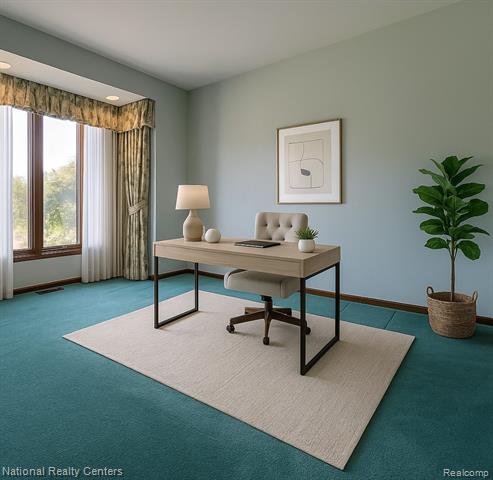 Builiding view seventeen for 28760 Hidden, Farmington, MI. 48331