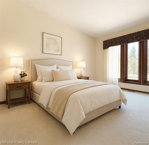 Builiding view sixteen for 28760 Hidden, Farmington, MI. 48331