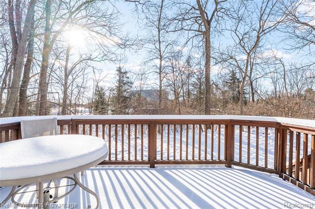 Builiding view twenty three for 40827 Lenox Park, Novi, MI. 48377