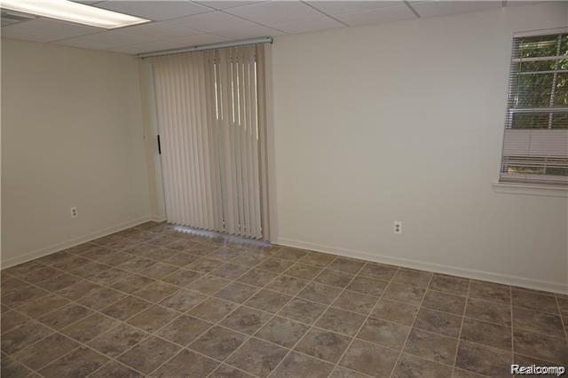 Builiding view twenty three for 31056 Eagle, Novi, MI. 48377