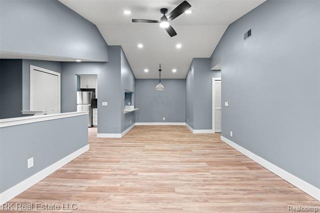 Builiding view five for 44900 Bayview, Novi, MI. 48377