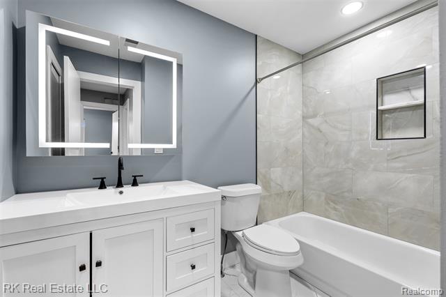 Builiding view fourteen for 44900 Bayview, Novi, MI. 48377