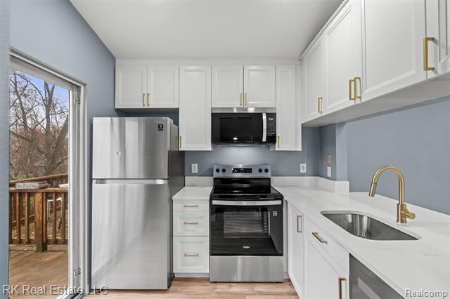 Builiding view seven for 44900 Bayview, Novi, MI. 48377