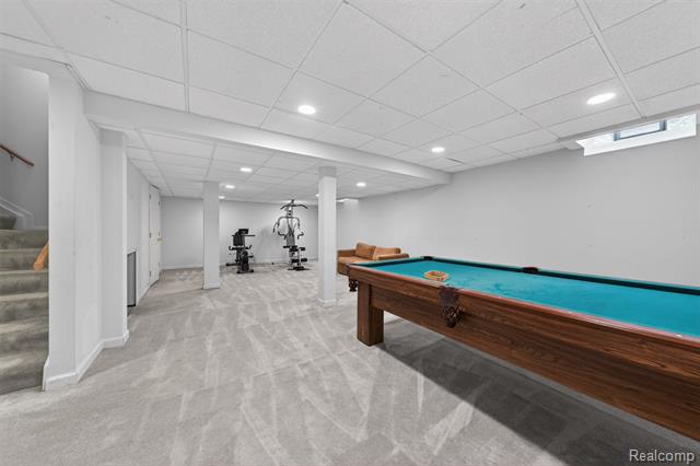 Builiding view seventy five for 30693 Huntsman E, Farmington, MI. 48331