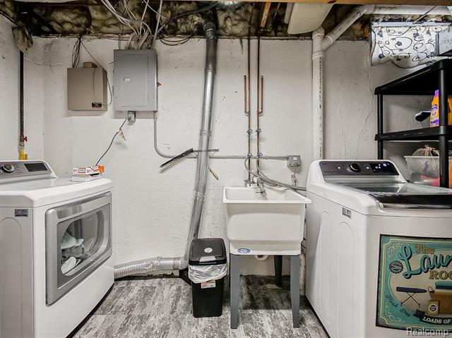 Builiding view twenty four for 41399 Belden, Novi, MI. 48377