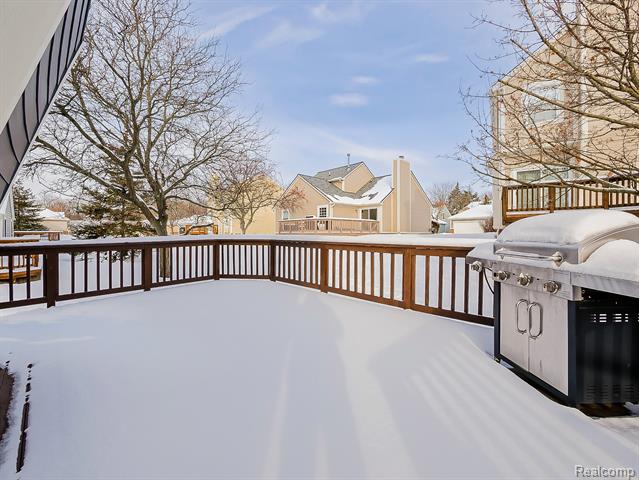 Builiding view twenty six for 41399 Belden, Novi, MI. 48377