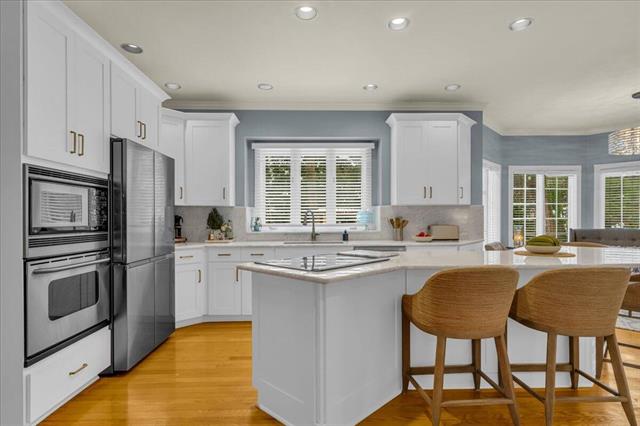 Builiding view eight for 31495 Sleepy Hollow, Franklin, MI. 48025