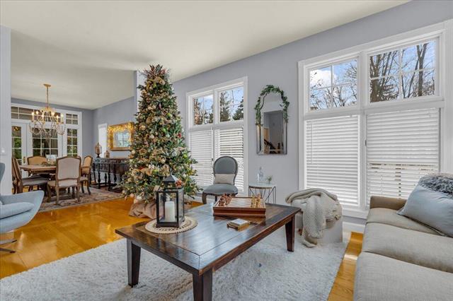 Builiding view eighteen for 31495 Sleepy Hollow, Franklin, MI. 48025