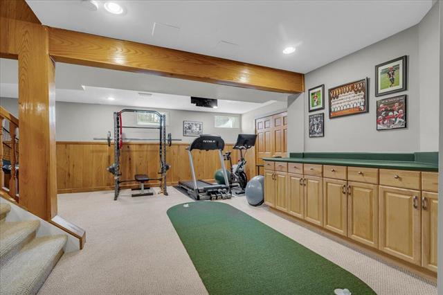 Builiding view thirty eight for 31495 Sleepy Hollow, Franklin, MI. 48025