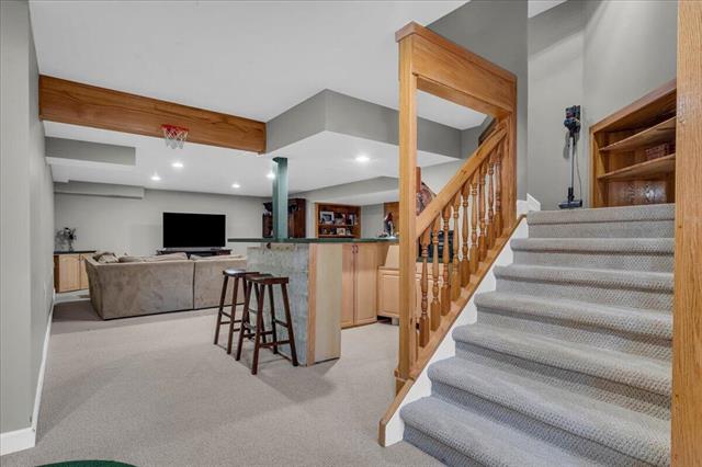 Builiding view thirty five for 31495 Sleepy Hollow, Franklin, MI. 48025