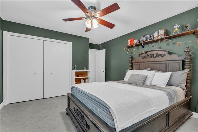 Builiding view twenty nine for 31495 Sleepy Hollow, Franklin, MI. 48025