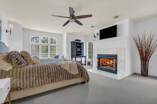 Builiding view twenty one for 31495 Sleepy Hollow, Franklin, MI. 48025