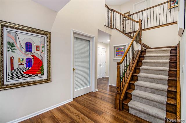 Builiding view five for 1871 Plumridge, Walled Lake, MI. 48390