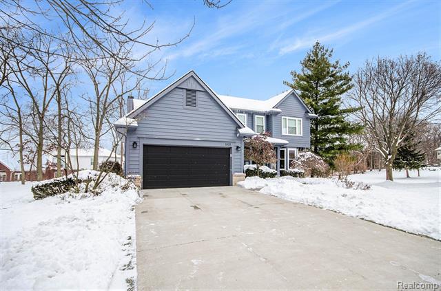 Builiding view two for 1871 Plumridge, Walled Lake, MI. 48390