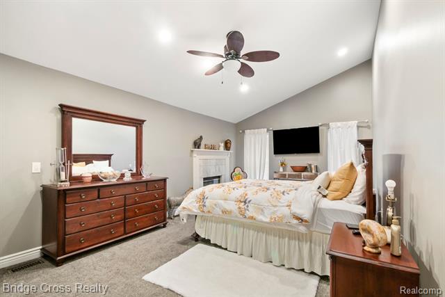 Builiding view twenty five for 24459 Bloomington, Franklin, MI. 48025