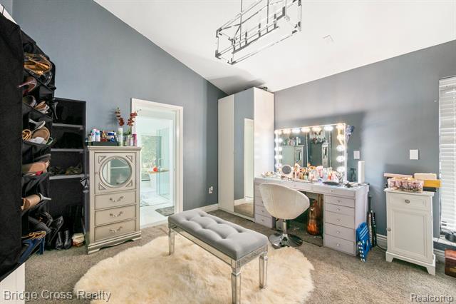 Builiding view twenty for 24459 Bloomington, Franklin, MI. 48025