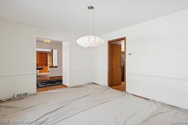 Builiding view fourteen for 5241 S Pebblecreek, West Bloomfield, MI. 48322