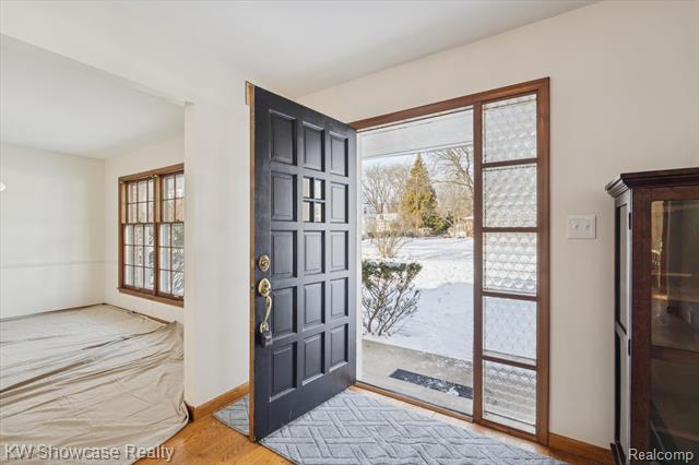 Builiding view six for 5241 S Pebblecreek, West Bloomfield, MI. 48322