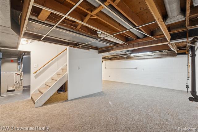 Builiding view thirty two for 5241 S Pebblecreek, West Bloomfield, MI. 48322