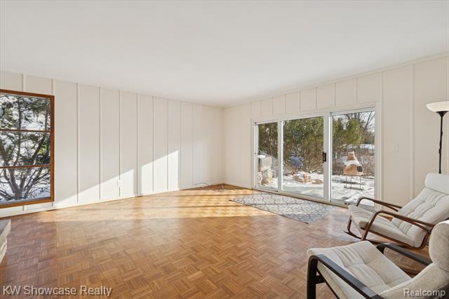 Builiding view twelve for 5241 S Pebblecreek, West Bloomfield, MI. 48322