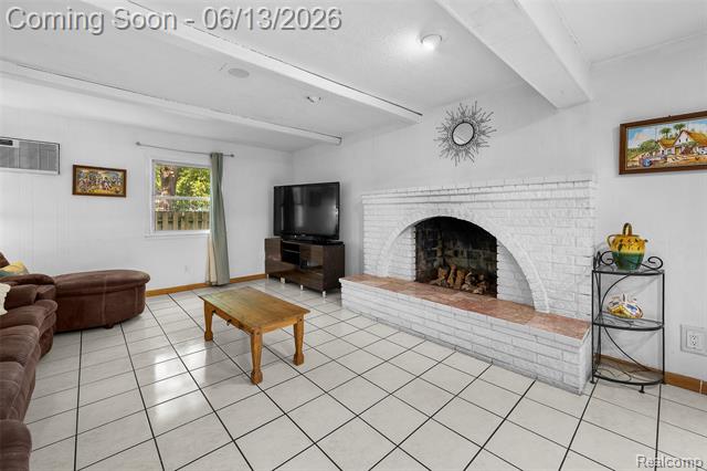 Builiding view twenty six for 28700 W 14 Mile, West Bloomfield, MI. 48322