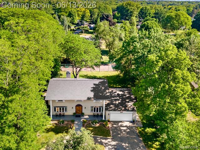 front view for 28700 W 14 Mile Rd, West Bloomfield, Mi. 48322