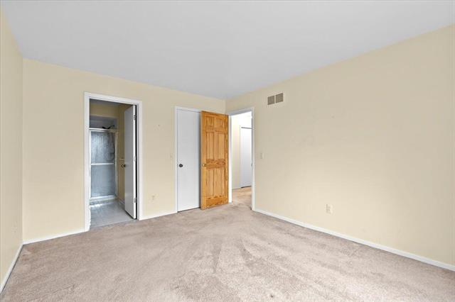 Builiding view fifteen for 44750 Bayview, Novi, MI. 48377