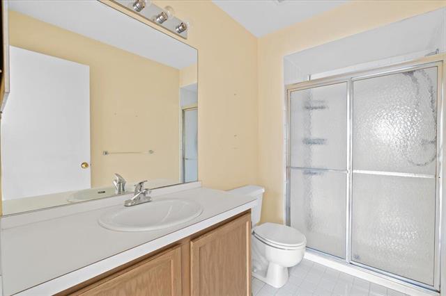 Builiding view sixteen for 44750 Bayview, Novi, MI. 48377